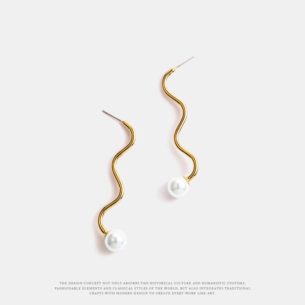 Pearl  Geometric S-shaped Net Red Alloy Stud Earrings