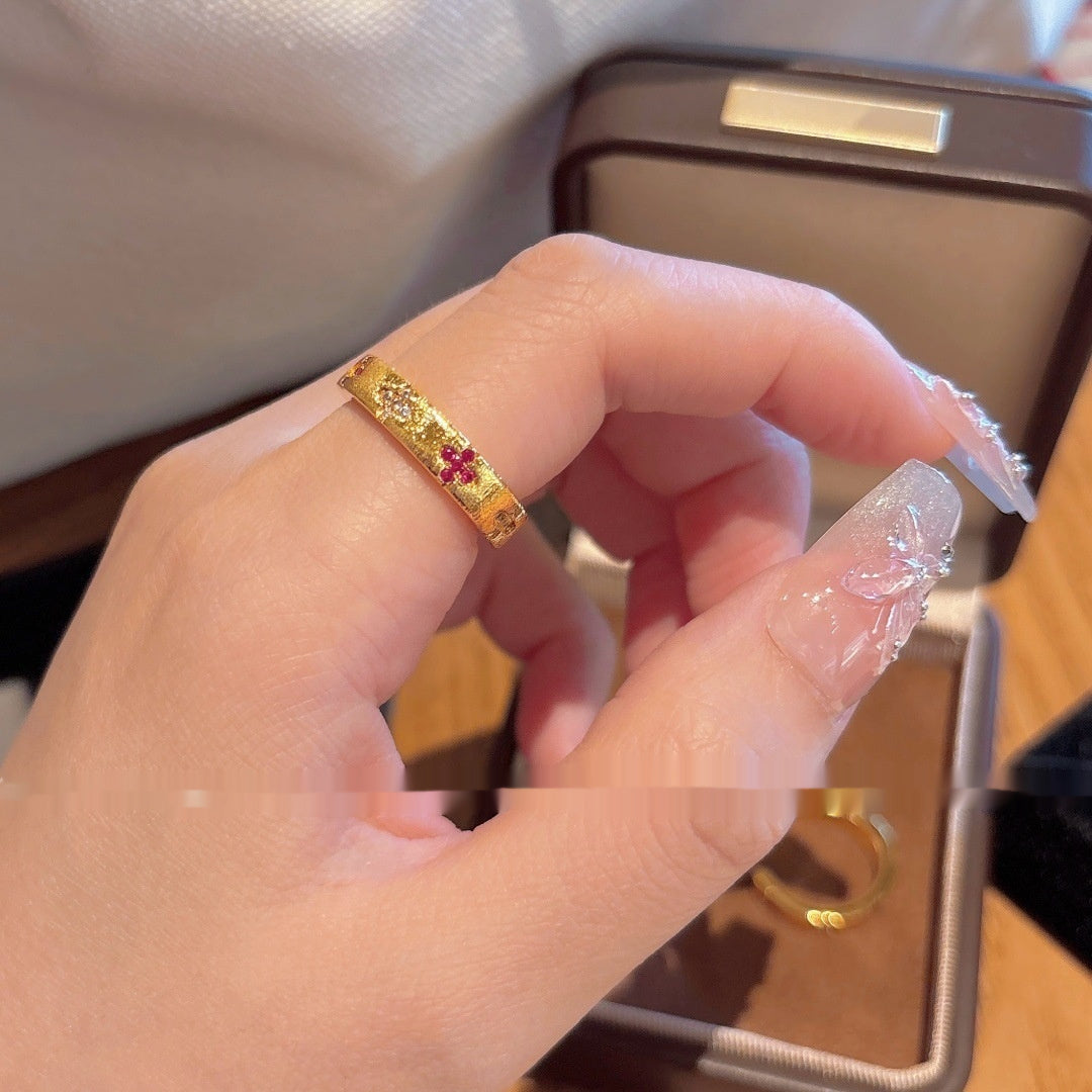 Alluvial Gold Brushed Four-petal Open Zircon Ring