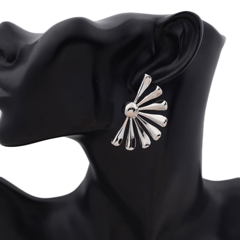 Fashion Temperament Entry Lux Simple Earrings For Women