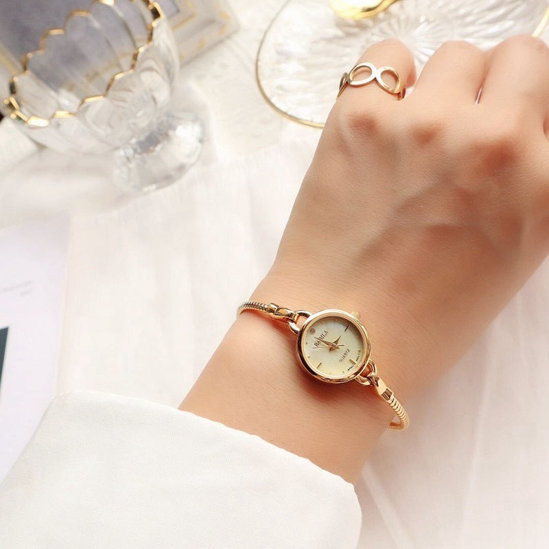 Retro Small Golden Watch Quartz Women's Watch