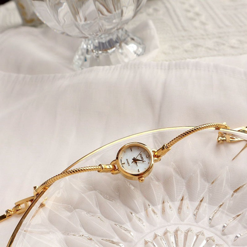 Retro Small Golden Watch Quartz Women's Watch