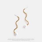 Pearl  Geometric S-shaped Net Red Alloy Stud Earrings