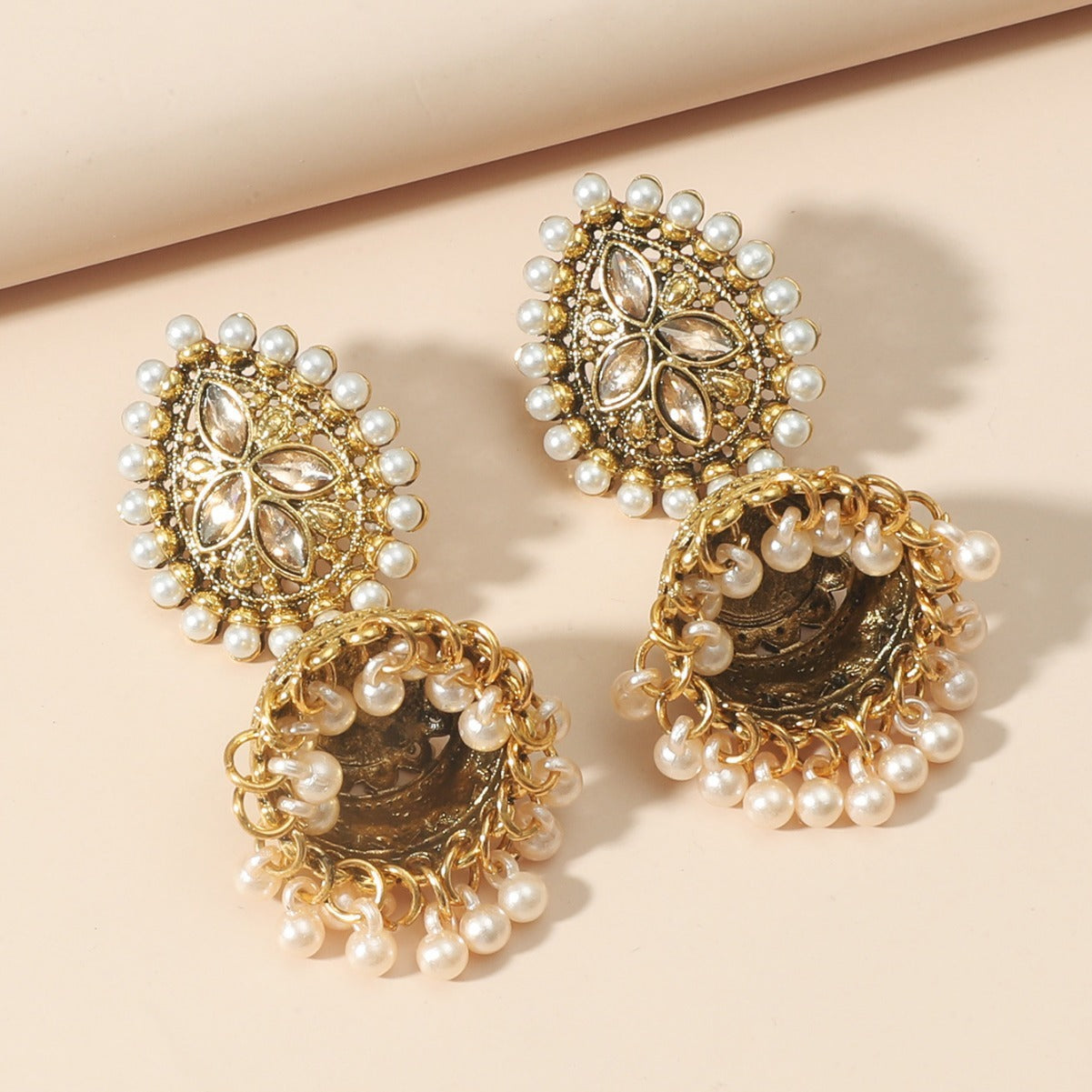 Women's Fashion Retro Water Drop Earrings