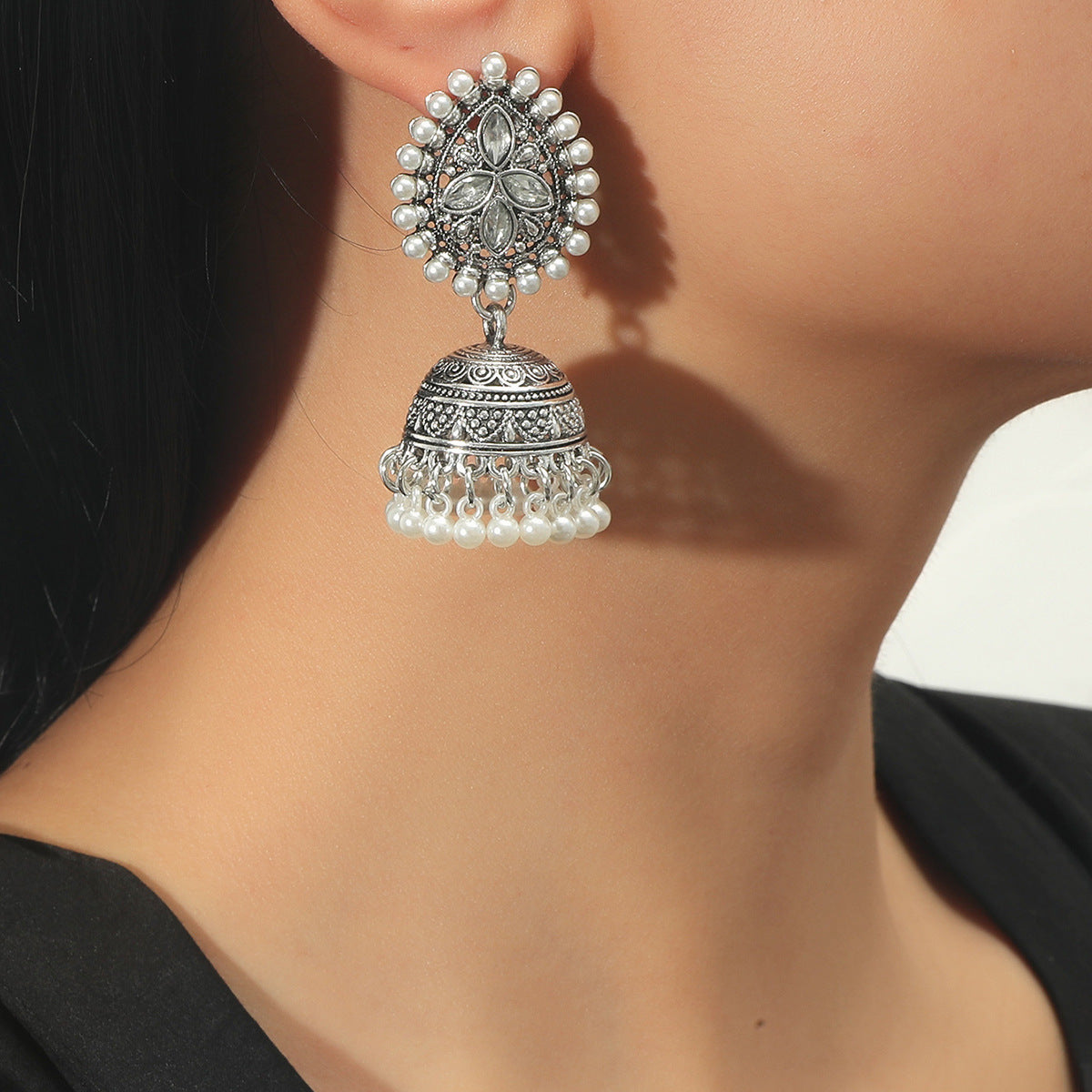 Women's Fashion Retro Water Drop Earrings