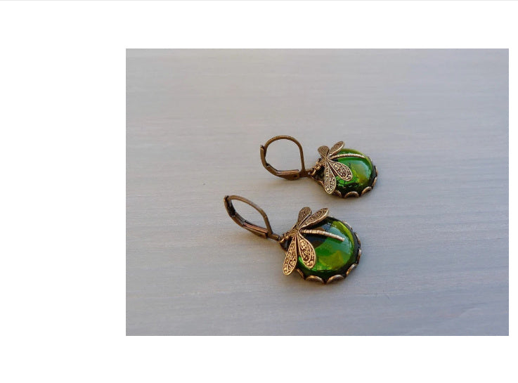 Fashion Jewelry Women's Earrings Hanging Vintage Dragonfly Pendant Earring Boho Chakra Blue Moonstone Drop Earrings For Women Wedding Charm Ethnic Jewellery