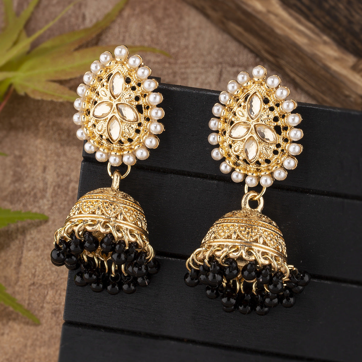 Women's Fashion Retro Water Drop Earrings